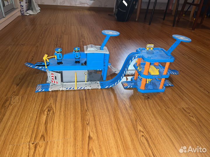 Трек полицейский