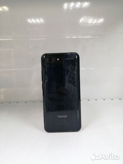 HONOR 10, 4/64 ГБ