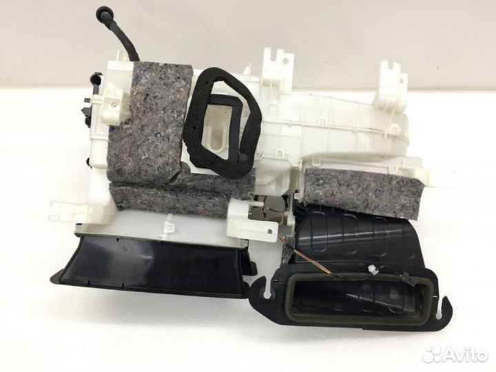 Корпус печки Mitsubishi Outlander 2020