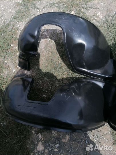 Подкрылки на renault logan 1