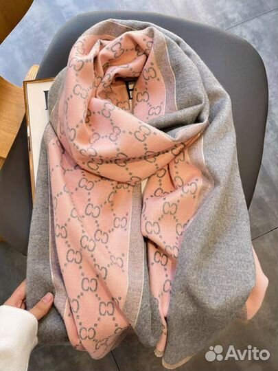 Шарфы и палантины