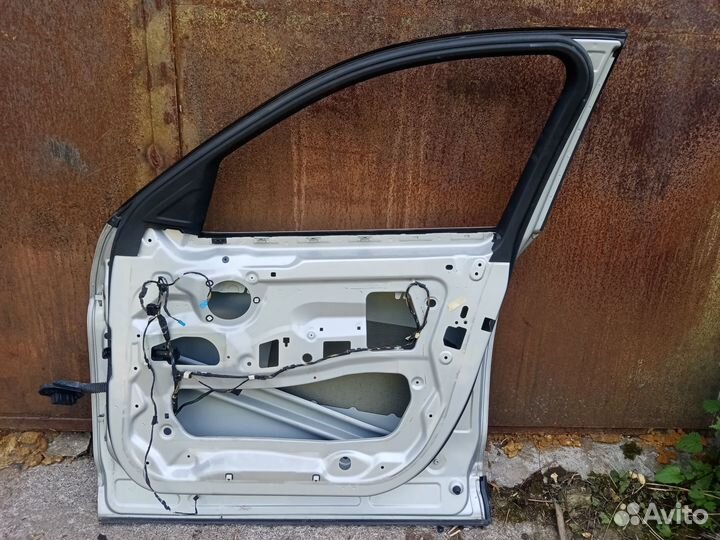 Дверь передняя правая на бмв Х4 F26 2015r