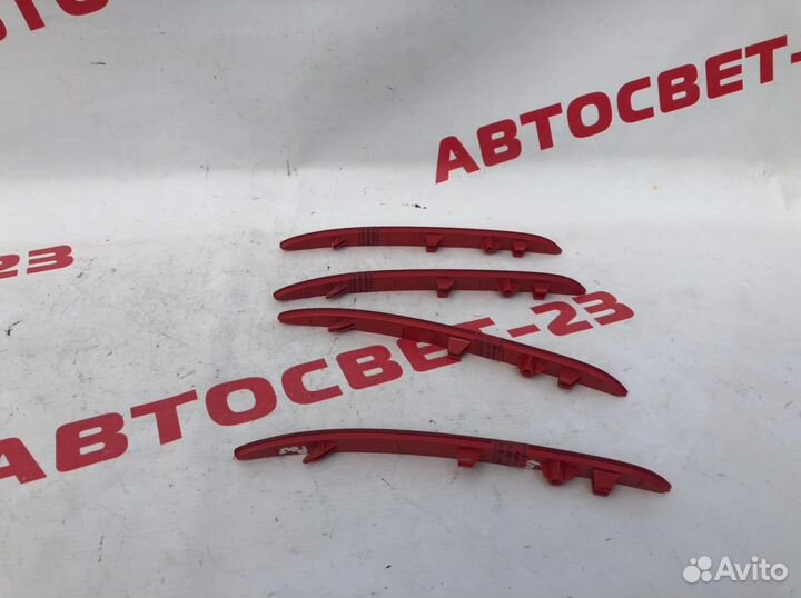 Mercedes W213 Отражатель задний левый 1320