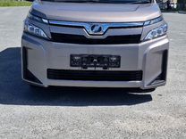 Toyota Voxy 2.0 CVT, 2019, 31 400 км, с пробегом, цена 2 345 000 руб.