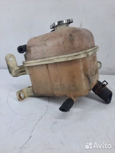 Бачок расширительный Kia Sportage 2 внедорожник