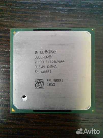 Процессор Intel Celeron 2.40Ghz/128/400