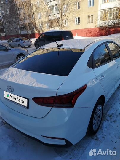 Hyundai Solaris 1.4 AT, 2018, 98 000 км