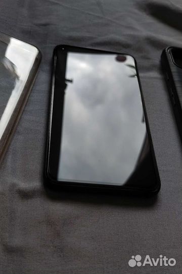 Телефон Google pixel 5