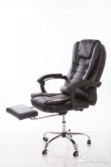 Офисное кресло черное