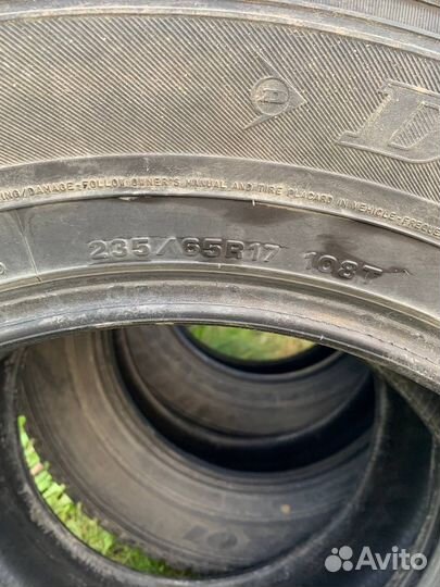 Dunlop SP Winter Ice 01 235/65 R17 108T