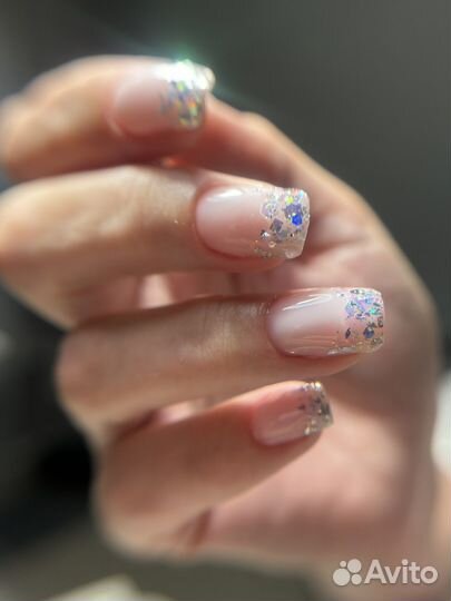 Маникюр педикюр