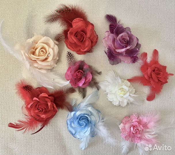 Броши из искусственных цветов