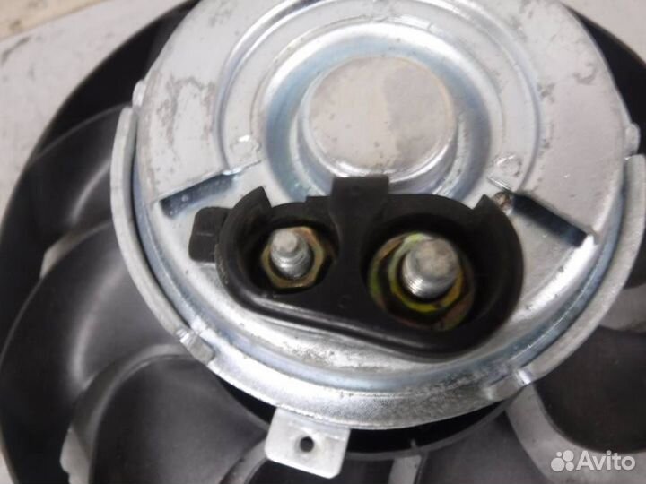 Вентилятор радиатора Volkswagen Golf 3