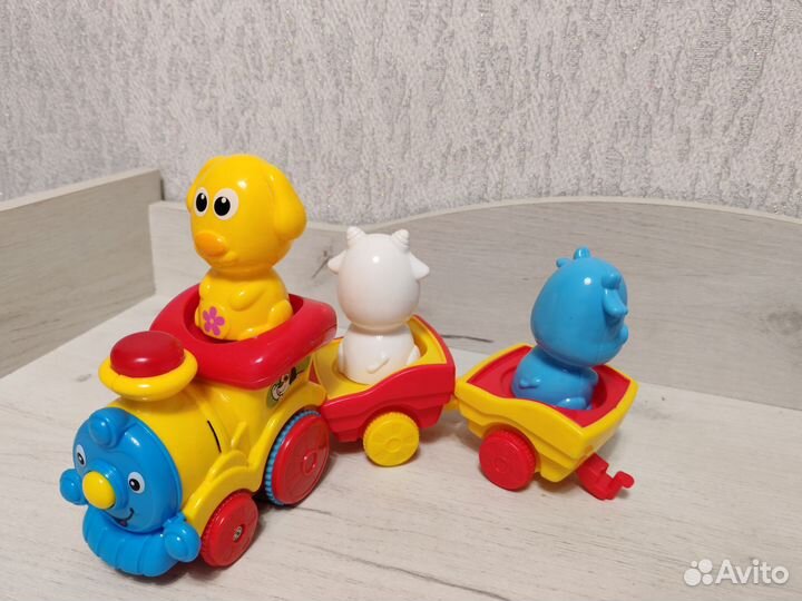 Музыкальные игрушки для малышей пакетом