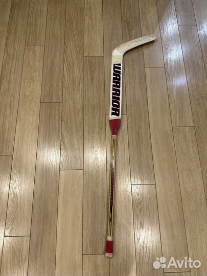 Клюшка хоккейная