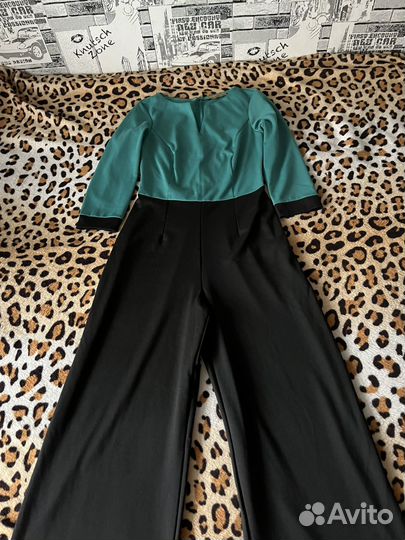 Трикотажный женский комбинезон