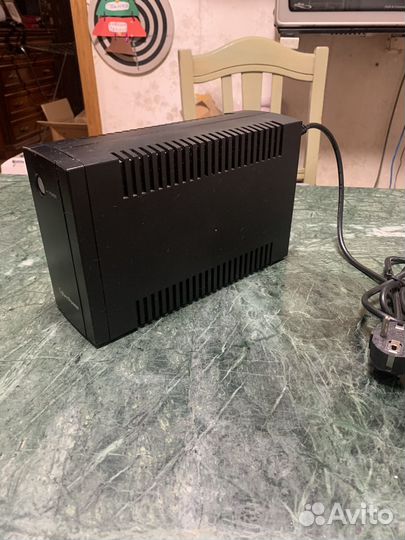 Ибп CyberPower UT650E