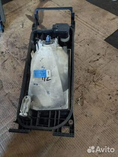 Фара левая Scania R 2006