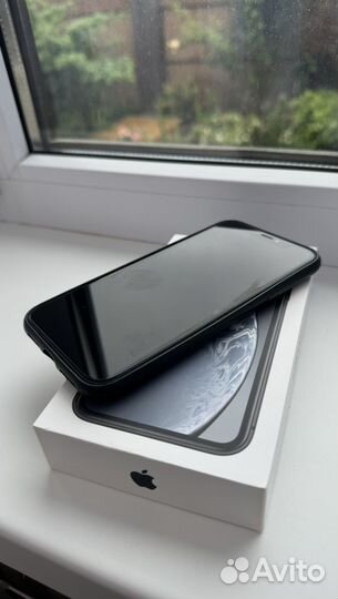 iPhone Xr, 128 ГБ