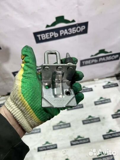 Замок багажника - задний левый Ford Transit MK8