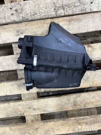 Корпус воздушного фильтра BMW X5 E53