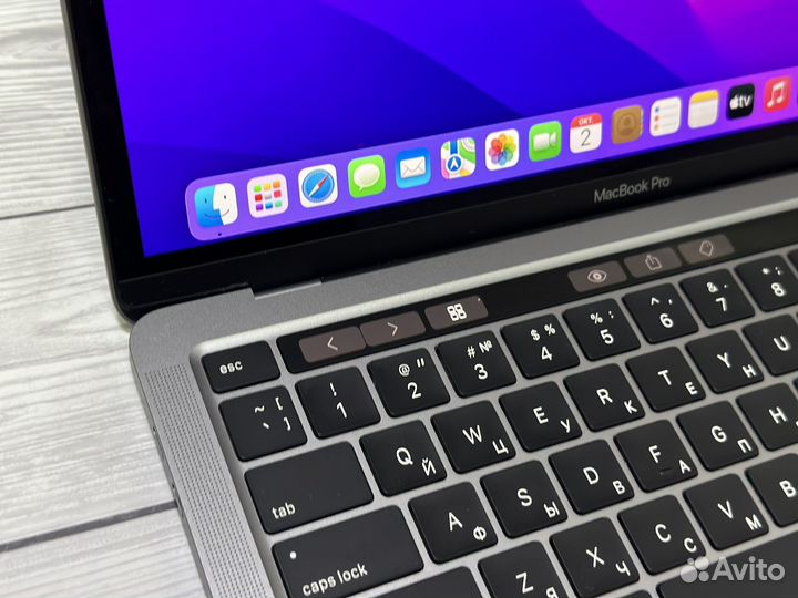 Apple MacBook Pro 13 2022 m2 8/512 + чехол 52 цикл