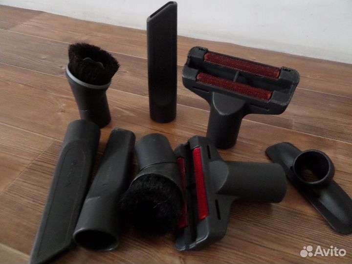 Запчасти и комплектующие пылесосов Miele