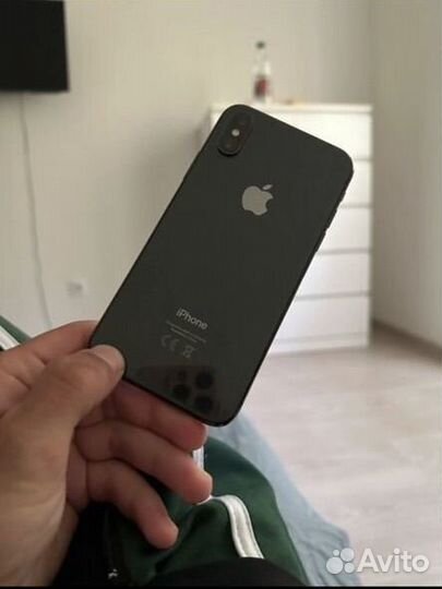 iPhone Xs, 64 ГБ