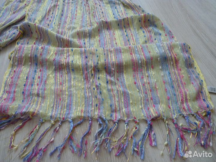 Шарфы женские