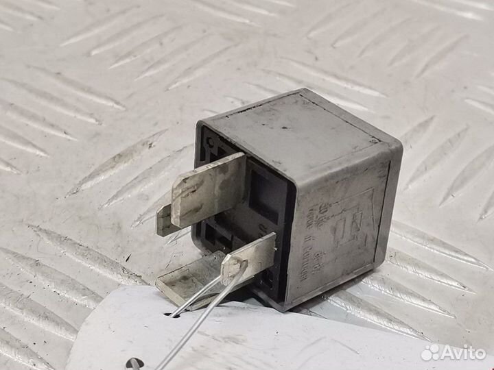 Реле (прочие) Audi A6 4B/C5 2001 8D0951253