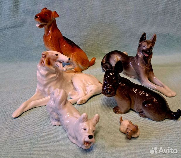 Фарфоровые статуэтки собак лфз