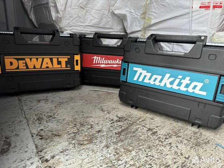 Уровни makita,DeWalt,milwaukee.16 линий (аналог)