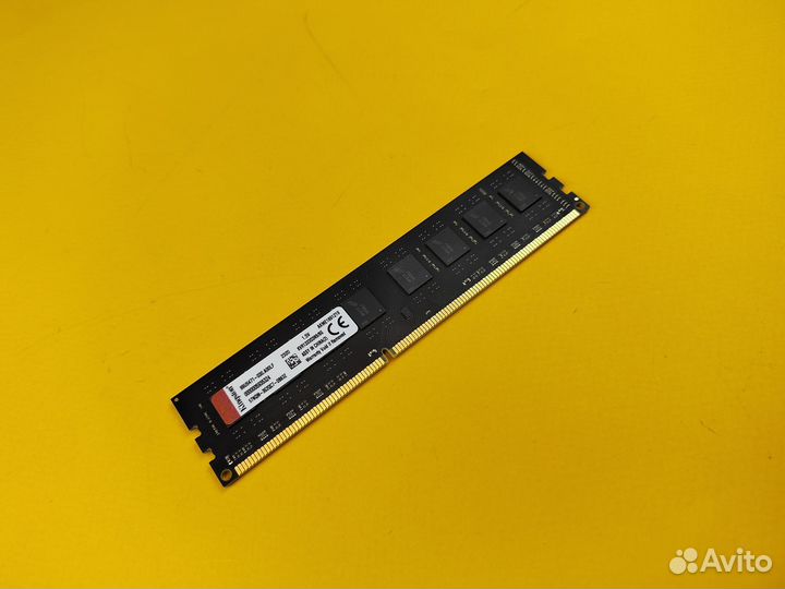 Оперативная память KingSton DDR3 1333 MHz 8 GB