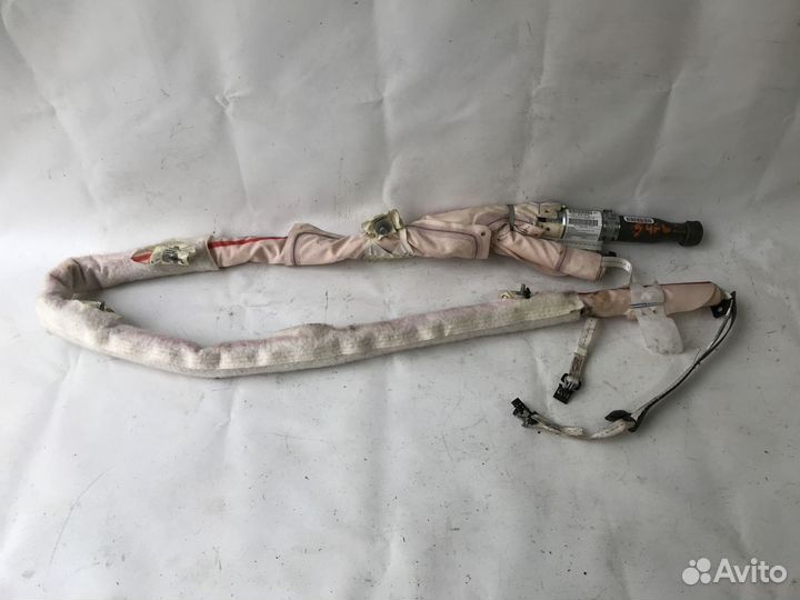 Шторка безопасности правая Jeep Grand Cherokee WK2