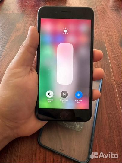 iPhone 8 Plus, 64 ГБ