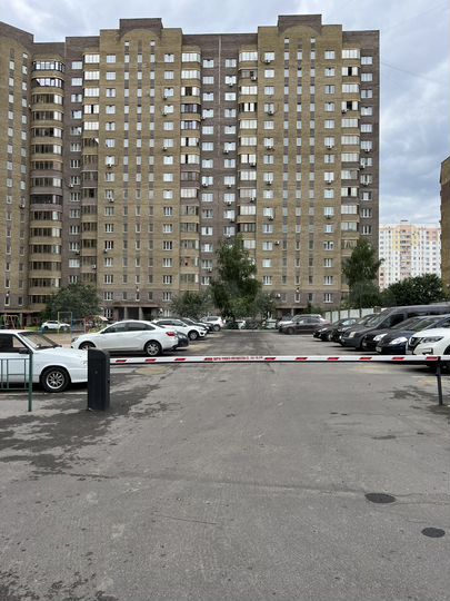 1-к. квартира, 42 м², 8/17 эт.