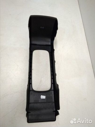 Центральная консоль Mercedes-Benz C-Class W205