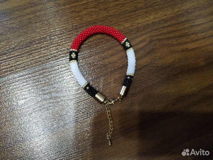 Браслет из японского бисера