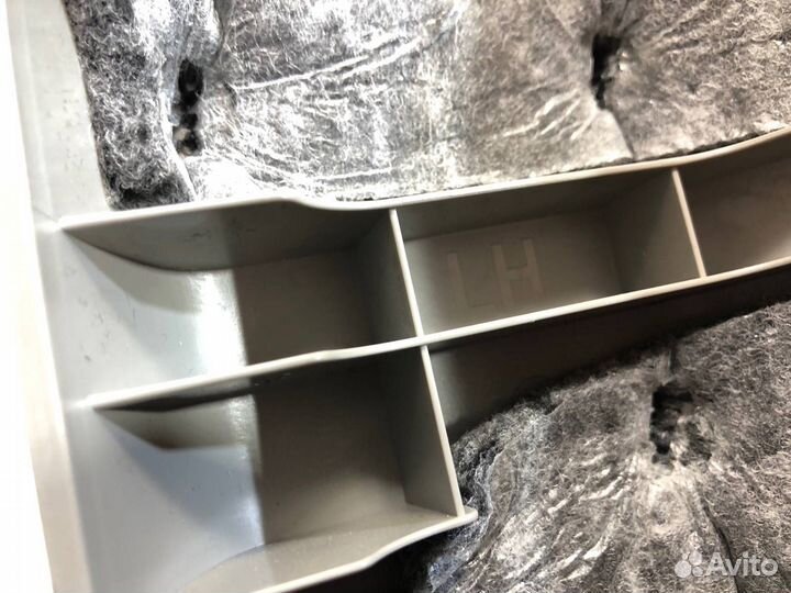 Обшивка стойки задняя левая Bmw X3 F25 N52B30A