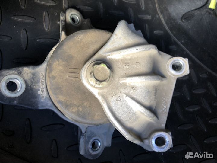 Подушка двигателя левая honda accord 8