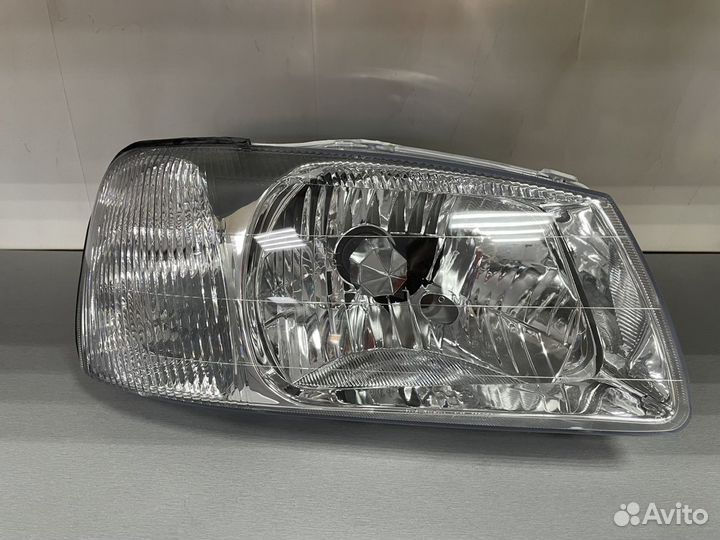Фара правая Hyundai Accent тагаз