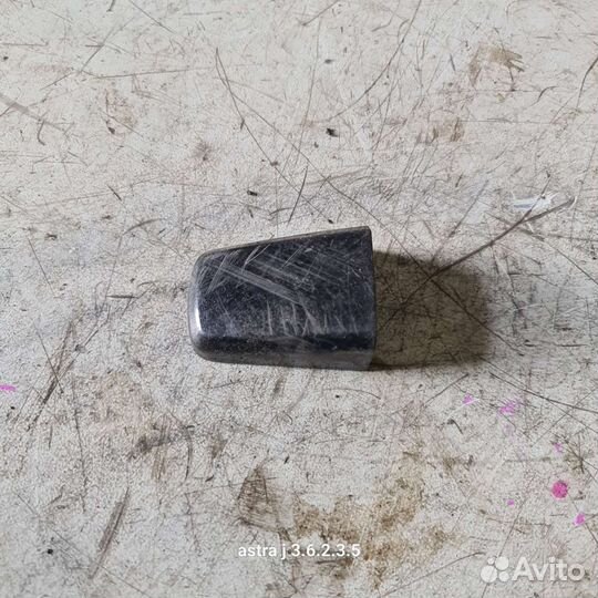 Заглушка ручки opel astra j