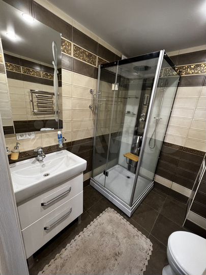 2-к. квартира, 53 м², 8/10 эт.