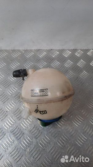 Бачок расширительный Volkswagen Golf хэтчбэк 5 дв