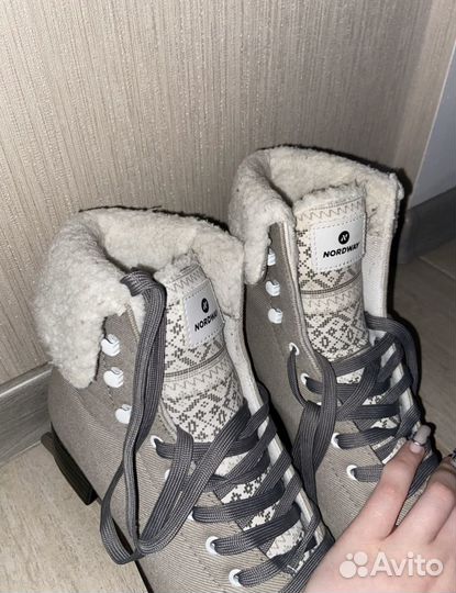 Коньки женские