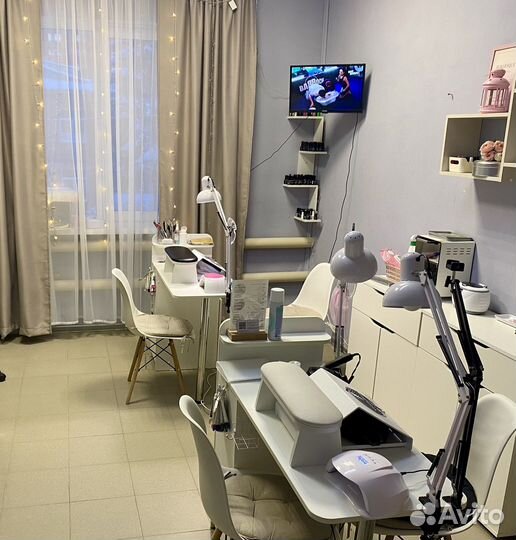 Мастер маникюра