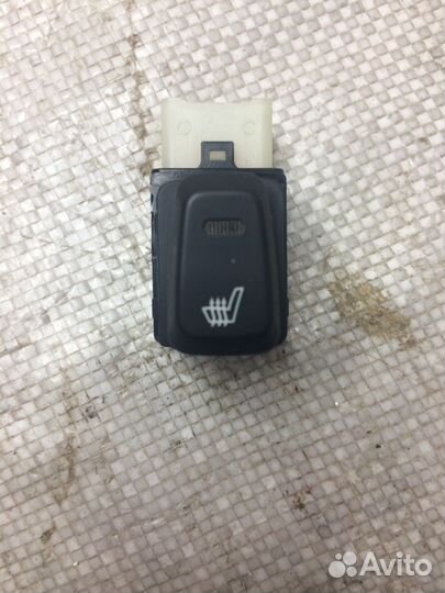 Кнопка подогрева заднего сиденья Хендай Соната 6