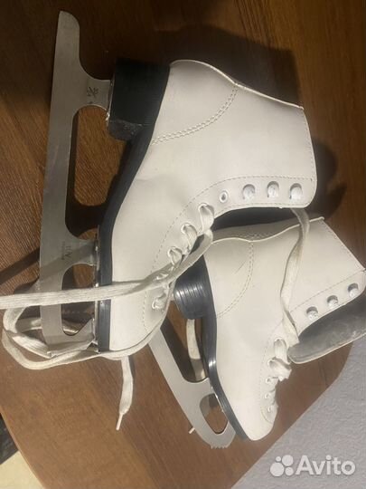 Коньки фигурные