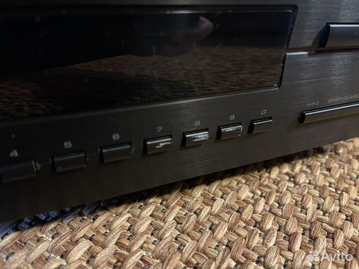 CD плеер yamaha CDX-390