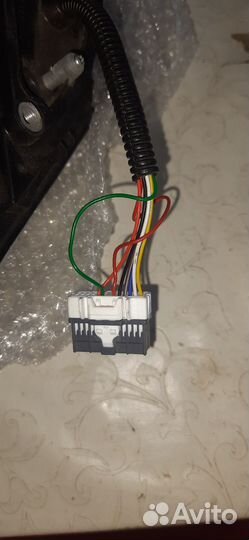 Зеркало боковое правое на kia sorento prime